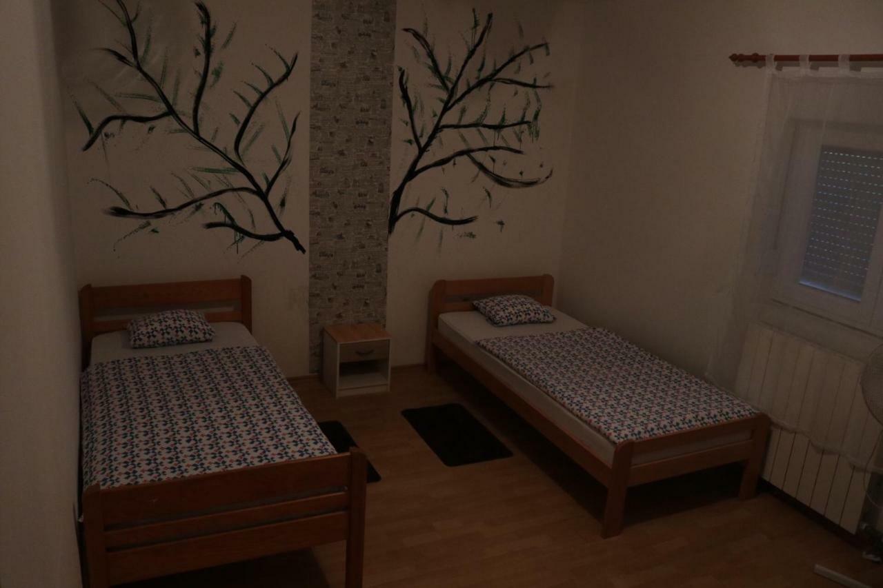 Green Hostel Задар Екстериор снимка